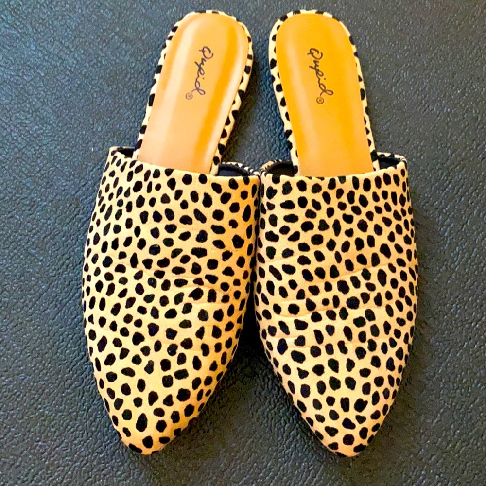 Leopard Mule by Quipid, size 8.5